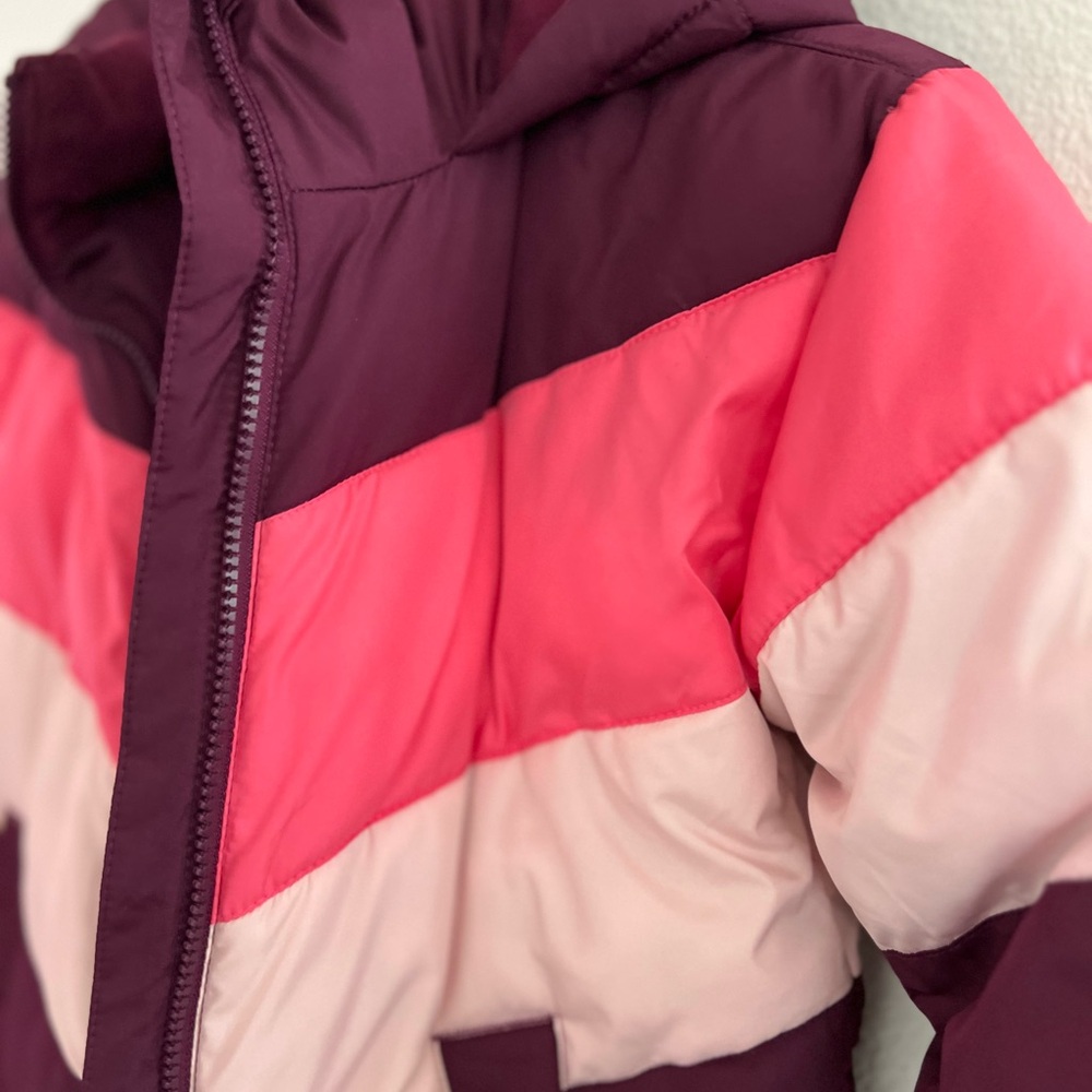 Gap girls hoodie puffer jacket size Medium. Multi colors. - Picture 5 of 14